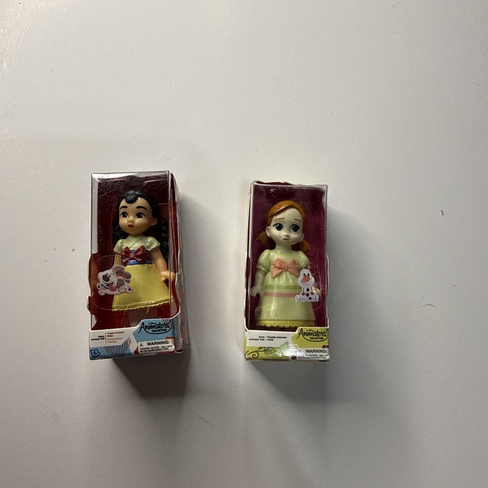 Zuri Mini Brand Disney Princesses Snow White and Anna Lot of 2